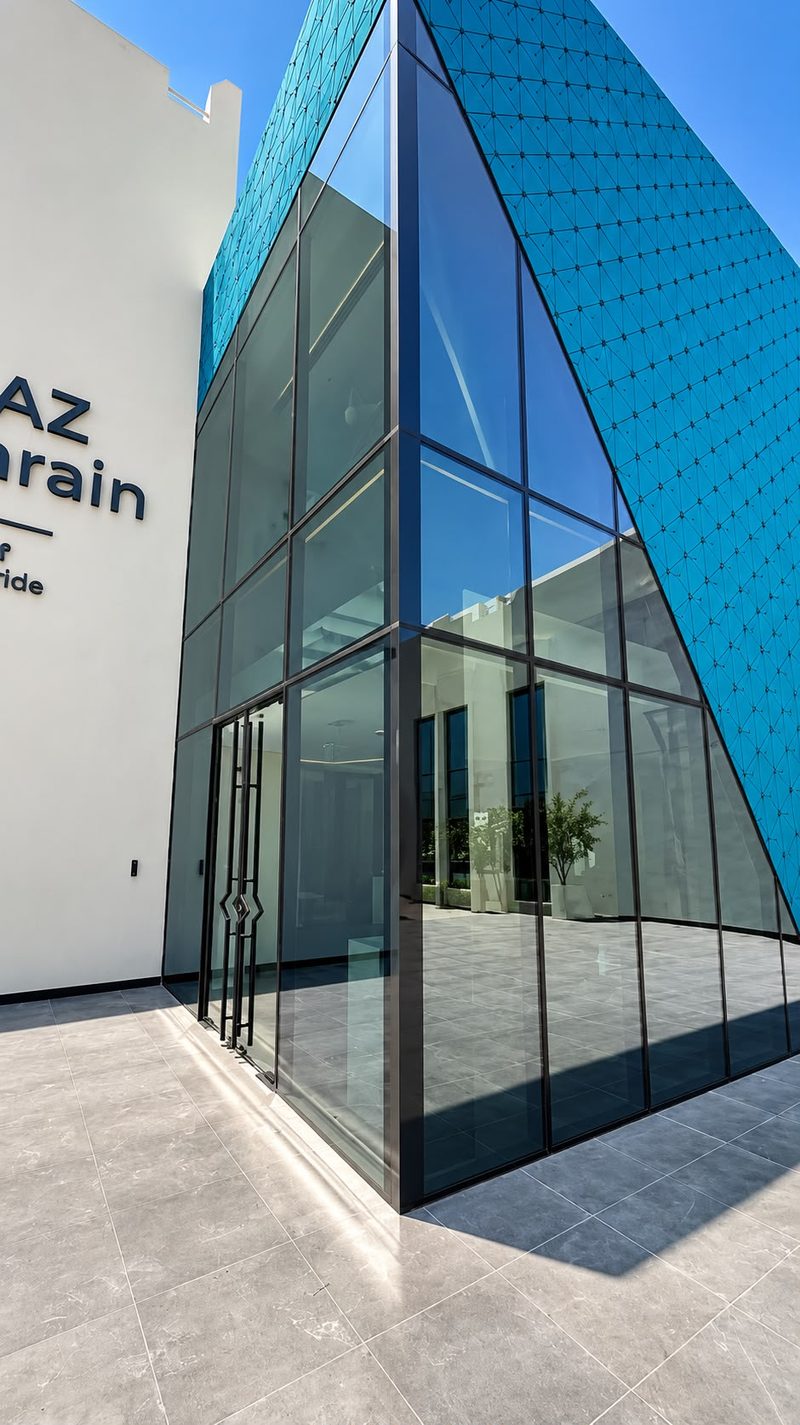Building curtain wall glazing