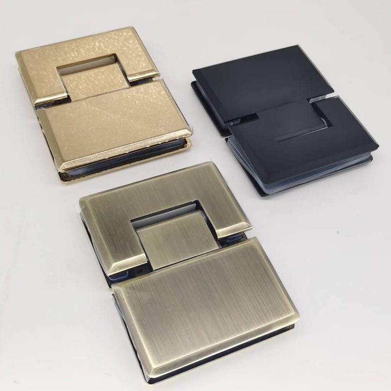 Glass and aluminium accessories