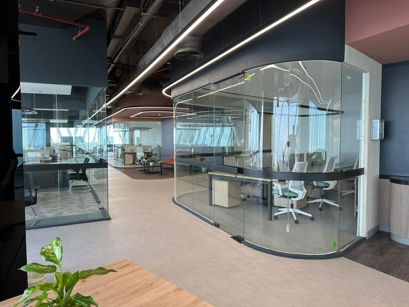Office glass partitions